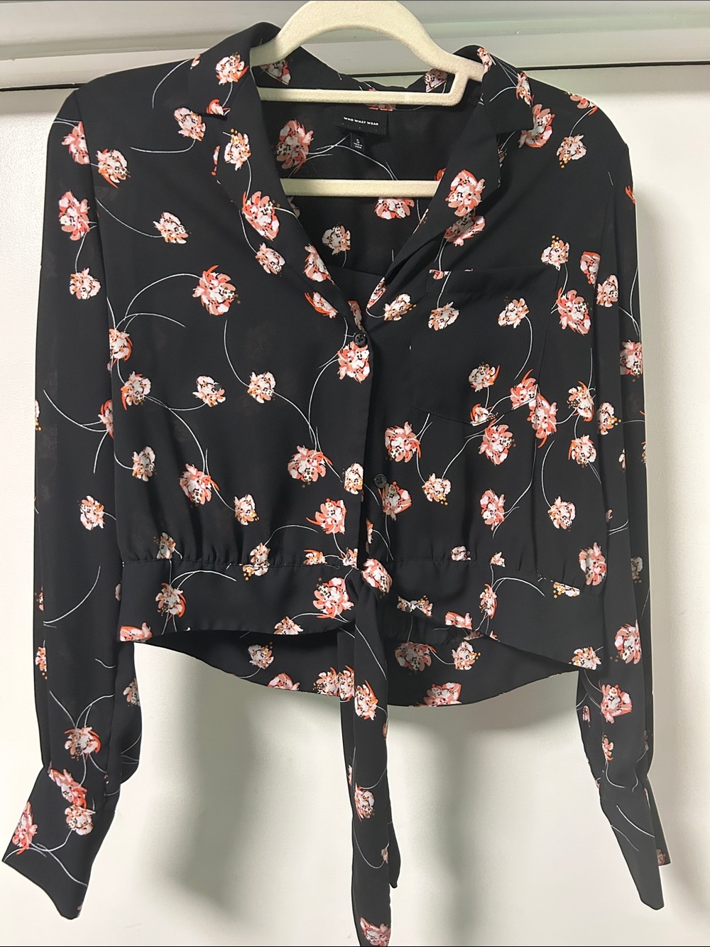Who What Wear Black Floral Tie-Front Blouse